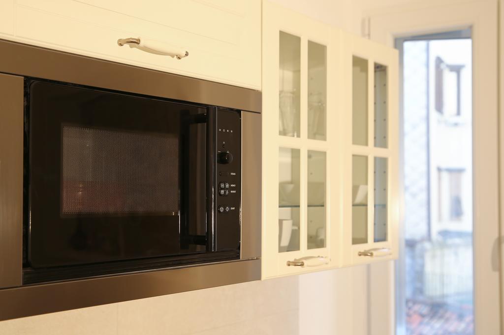 Le Bicocche Di Joyce - Luxury And Parking Nearby Apartment ตรีเอสเต ภายนอก รูปภาพ