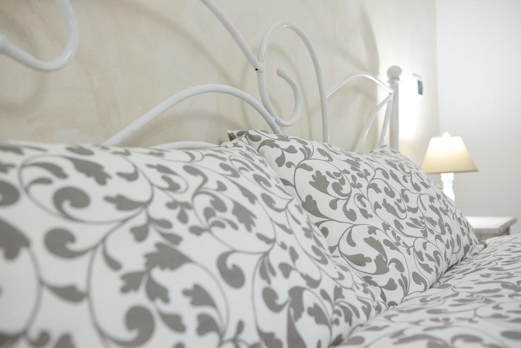 Le Bicocche Di Joyce - Luxury And Parking Nearby Apartment ตรีเอสเต ภายนอก รูปภาพ